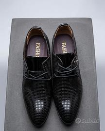 Scarpe Derby Nere Texture Quadri Lucida