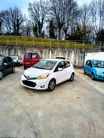 Toyota Yaris 1.0 Guidabile per Neopatentati