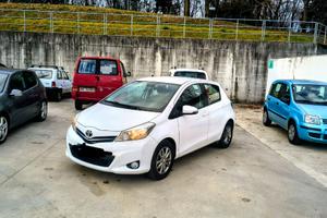 Toyota Yaris 1.0 Guidabile per Neopatentati
