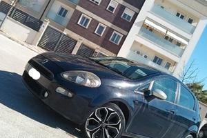 Grande Punto 1.2 Fire 8V  Navigatore cerchi 17