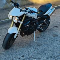Triumph street triple 675