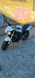 Triumph street triple 675
