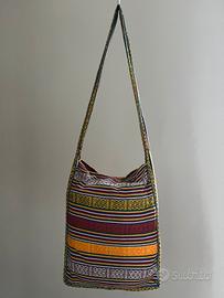 Borsa etnica di tela a tracolla