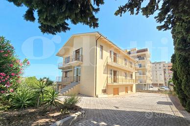 Stabile/Palazzo Vasto [IM202552VRG]