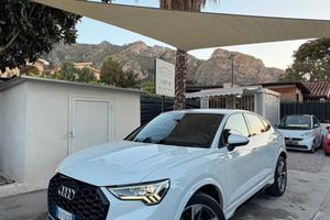 Audi Q3 S LINE