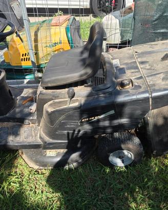 Trattorino tagliaerba x pezzi di ricambio 