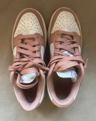 Nike Dunk Low Rose Whisper