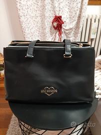 Borsa love discount moschino usata