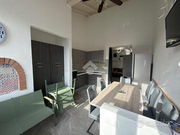 3 LOCALI A COMACCHIO