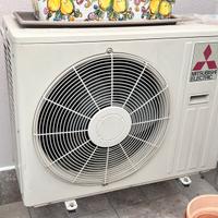 Condizionatore con pompa di calore e 3 splitter