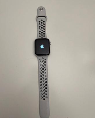 Apple Watch Nike Series 5 44mm GPS