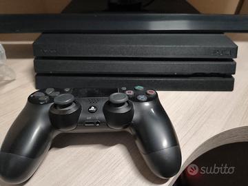 Playstation 4 Pro  + giochi CD