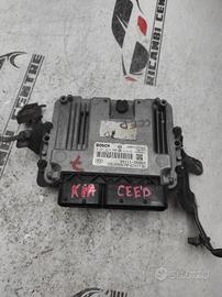 Centralina motore ecu kia ceed 2012 39111-2a952 02