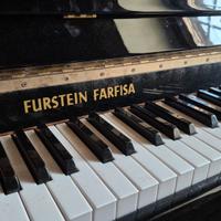 Pianoforte verticale Furstein Farfisa revisionato