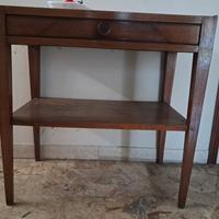 tavolino in radica con cassetto 