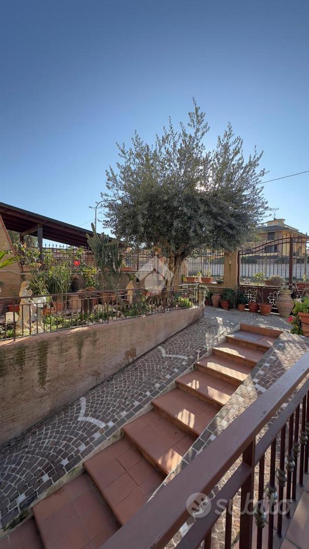 VILLA SINGOLA A CESA - Vista 5