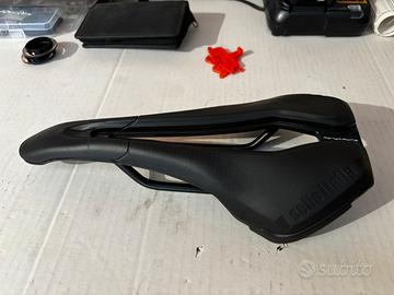Sella bici da corsa ( Selle Italia )