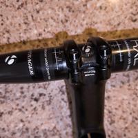 manubrio bontrager carbon