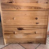 comodino di legno