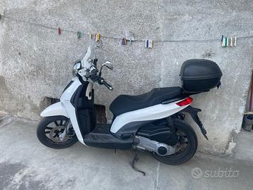 Piaggio Beverly 300 i.e.