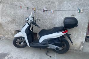 Piaggio Beverly 300 i.e.