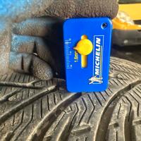 Treno gomme invernali Kleber Krisalp hp3 215 55r18