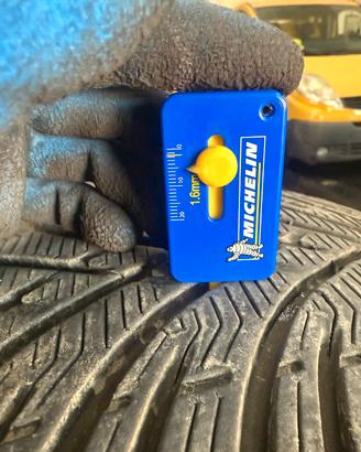 Treno gomme invernali Kleber Krisalp hp3 215 55r18
