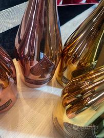 Bottiglie vuote di Armand de Brignac