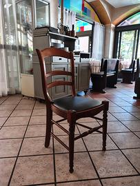 Sedie, panche, tavoli