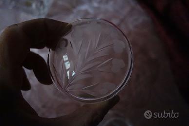 Scatola porta bon-bon cristallo. Incisoa a mano.