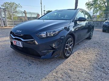 Kia Ceed 1.6 CRDi 136 CV MHEV DCT SW Business