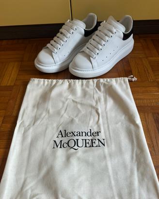 Alexander mcQueen taglia 39