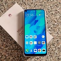Impeccabile Huawei Nova 5T con Google Play Store