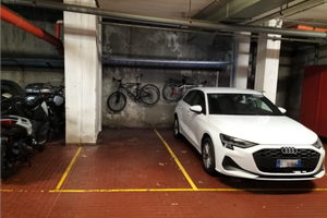 Posto auto in autorimessa condominiale