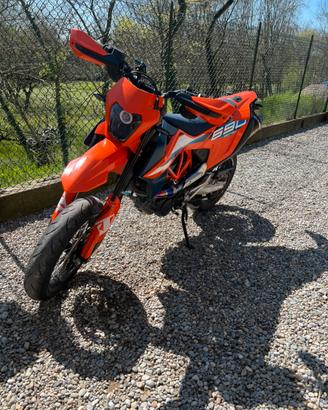 Ktm smc r 690