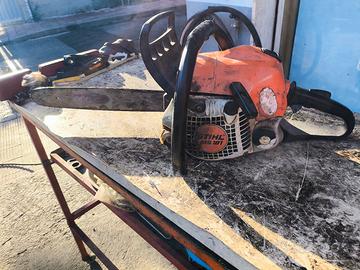 Motosega  stihl 181