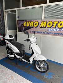 Scooter elettrico a pedalata assistita