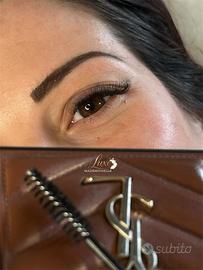 Modelle per extension ciglia