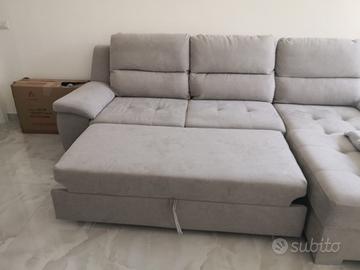 Divano nuovo