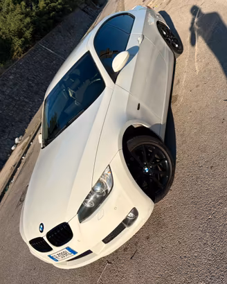 BMW 320d •• Nessun lavoro da fare PRIVATO