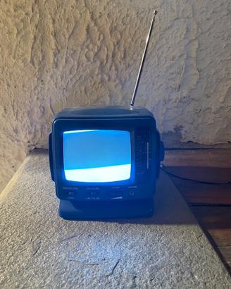 Mini TV Vintage Portatile Eurotronic B/N 5.5”