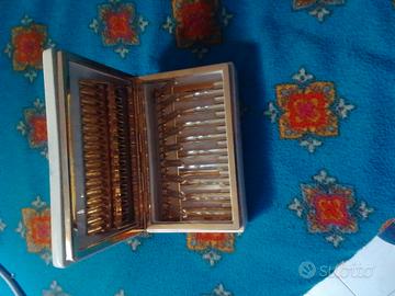 porta sigarette in ceramica