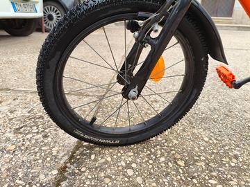 Bici decathlon 16  pollici, usata pochissimo