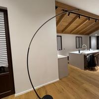 Lampada Arc Inoleds 220x32cm