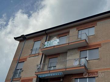 4 LOCALI A SESSA AURUNCA