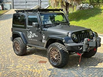 Wrangler JK Sahara (Overland 4Technique)