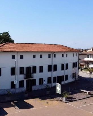 CASA TRICAMERE: il privilegio di un giardino es...