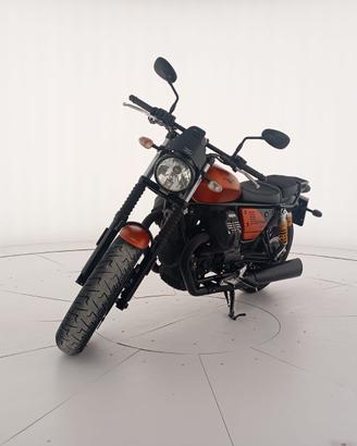 Moto Guzzi V9 - Bobber Sport U11042