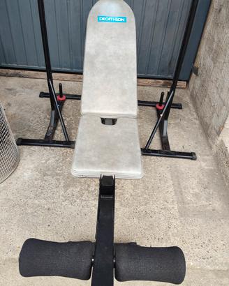 Panca  con coppia rastrelliere ed asta