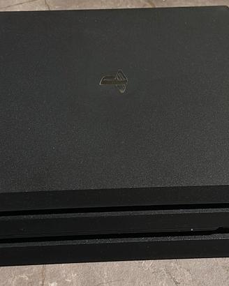 PlayStation 4 pro, 1 Terabyte con 3 joystic